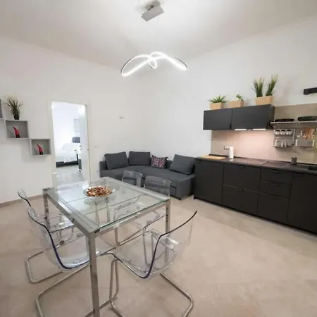 Chiaia 74 House Apartment Naples